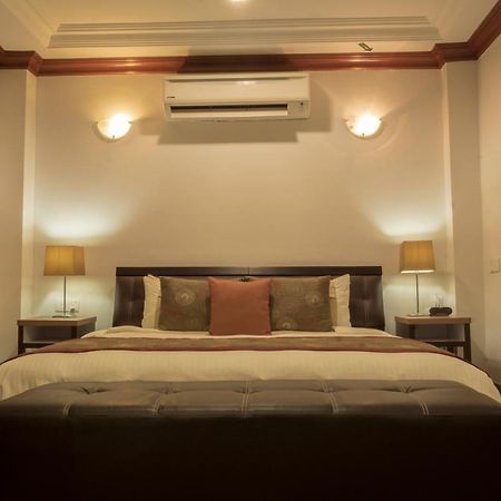 The Regency Scholar'S Inn Kuala Lumpur Bagian luar foto