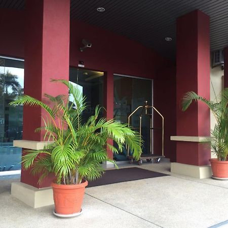 The Regency Scholar'S Inn Kuala Lumpur Bagian luar foto