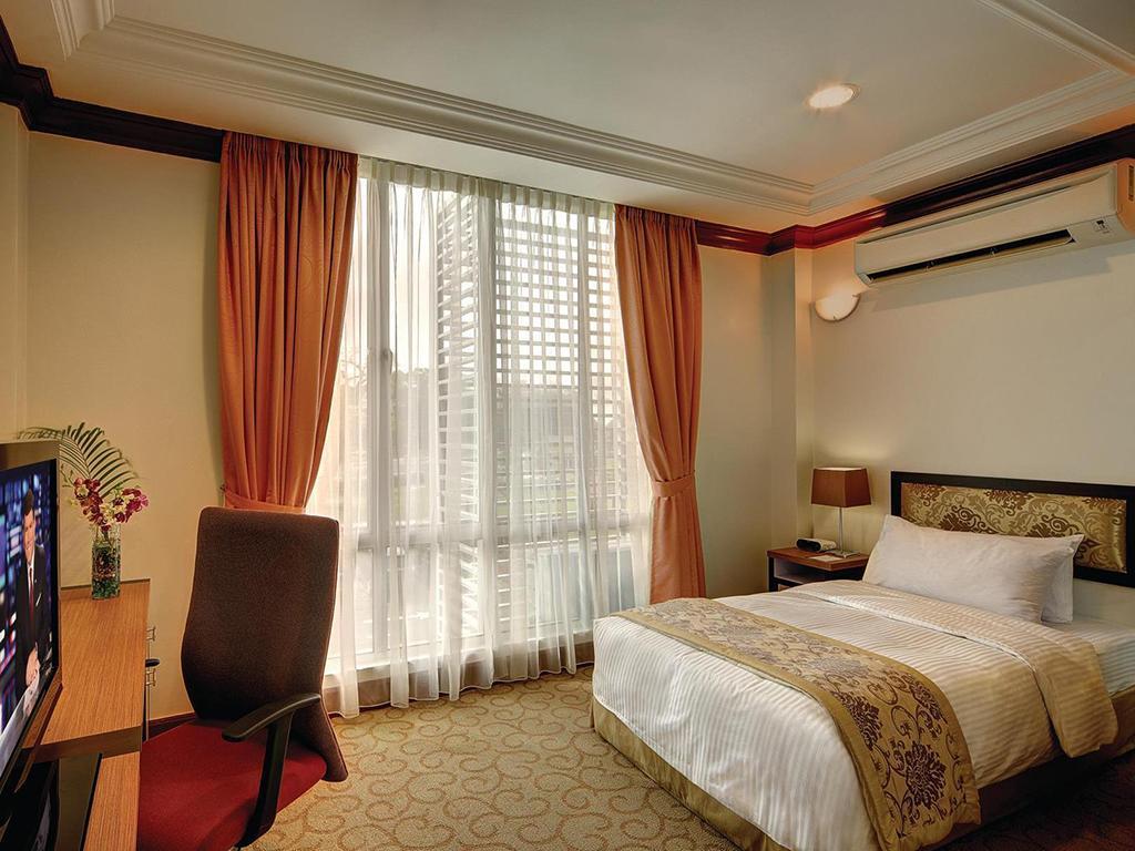 The Regency Scholar'S Inn Kuala Lumpur Bagian luar foto