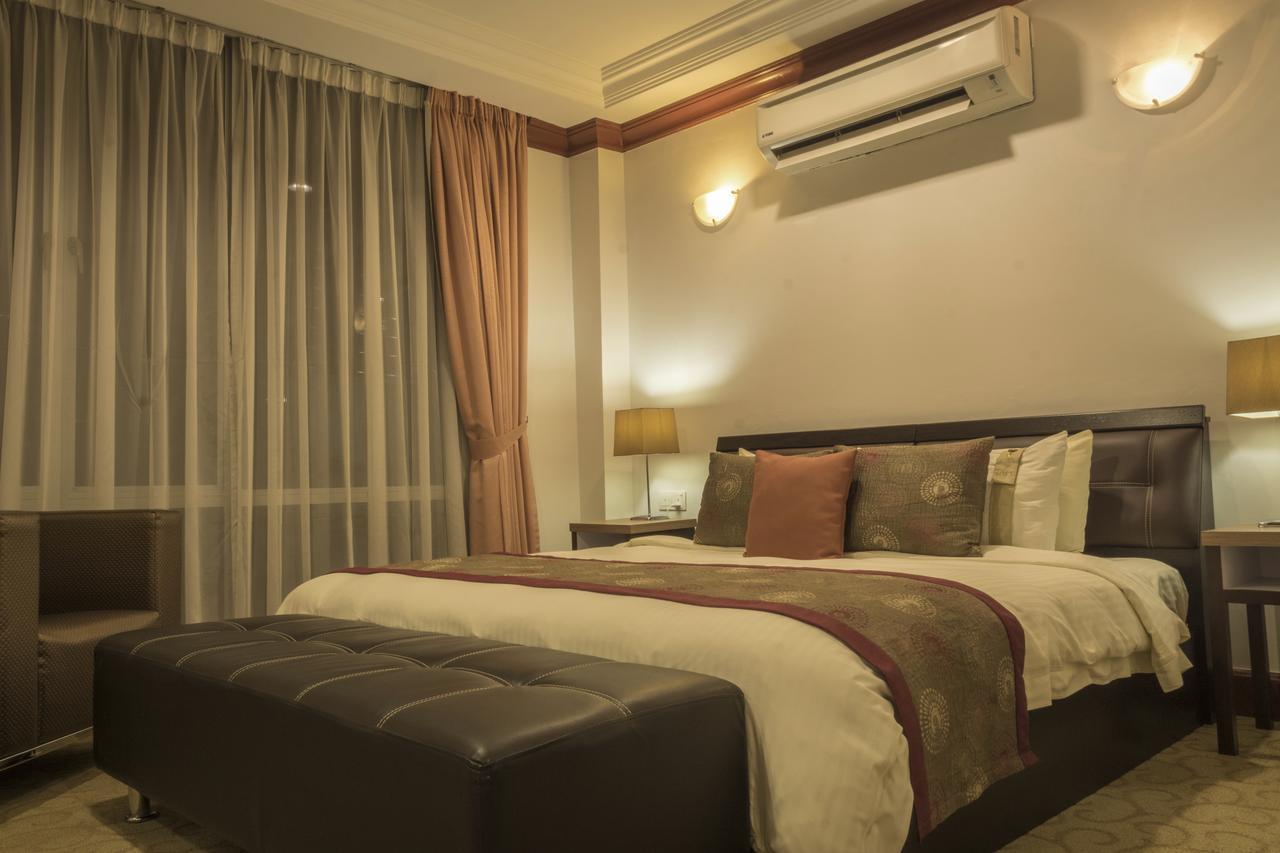 The Regency Scholar'S Inn Kuala Lumpur Bagian luar foto