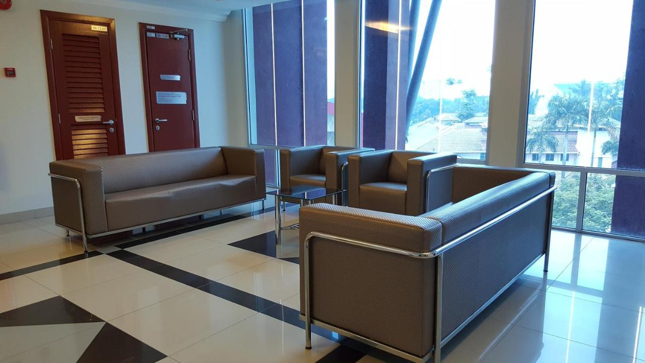 The Regency Scholar'S Inn Kuala Lumpur Bagian luar foto