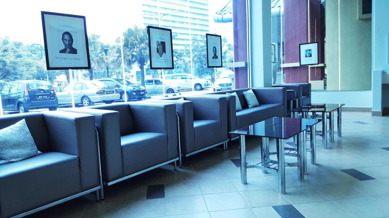 The Regency Scholar'S Inn Kuala Lumpur Bagian luar foto